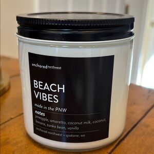 Beach Vibes Candle - Black and White